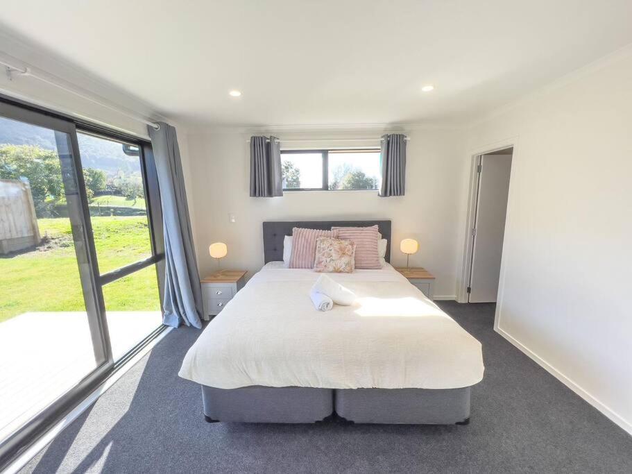 Peaceful 5 Bedrooms Retreat Rotorua Bagian luar foto