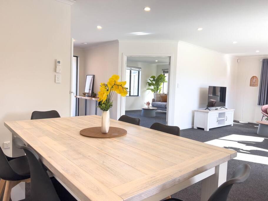 Peaceful 5 Bedrooms Retreat Rotorua Bagian luar foto
